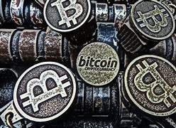 比特币矿工处于“抛售模式”，一天内抛售450M美元BTC