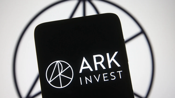 Ark Invest多元化加密货币持仓，购买了1590万美元的自家现货比特币ETF